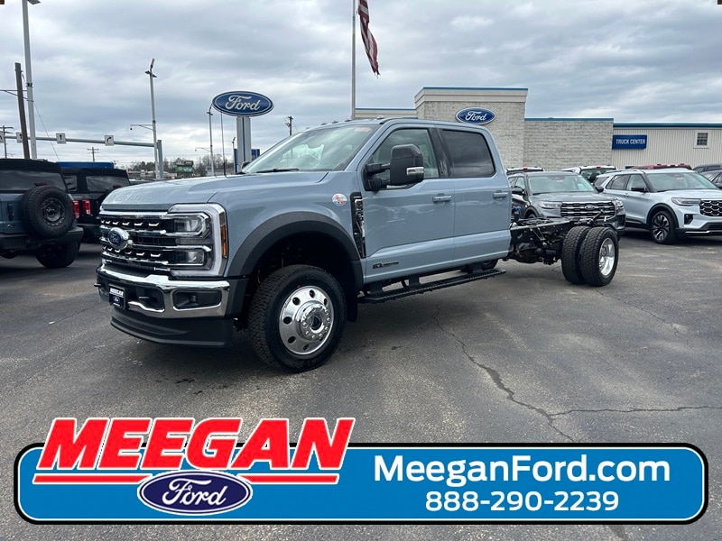 2026 Ford F-550 Lariat 4x4 Crew Cab 203-In DRW's photo
