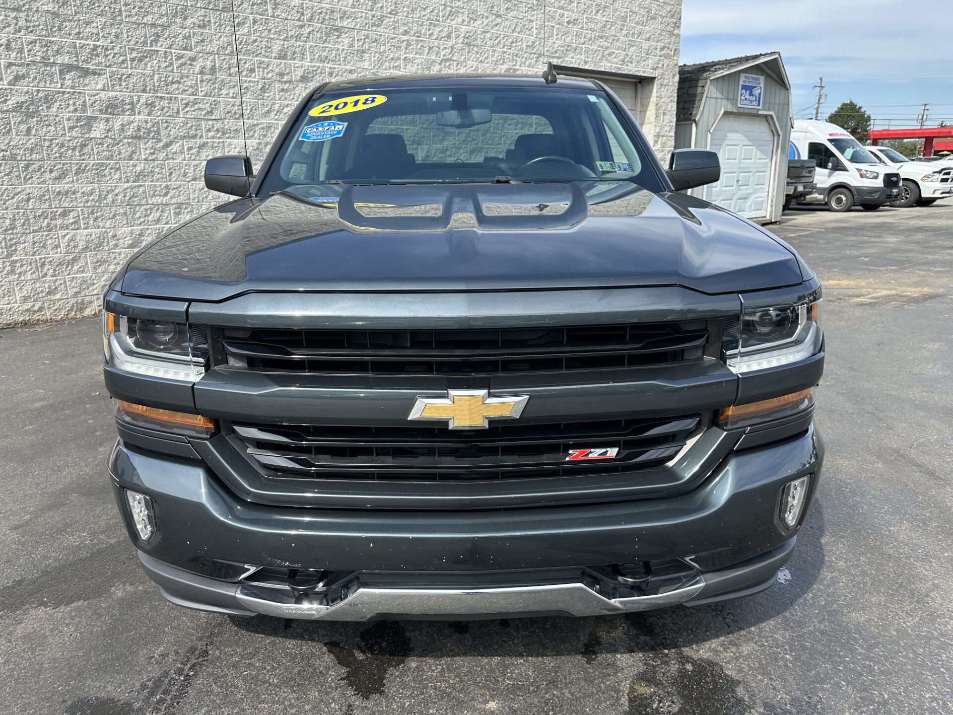 2018 Chevrolet Silverado 1500 photo 3
