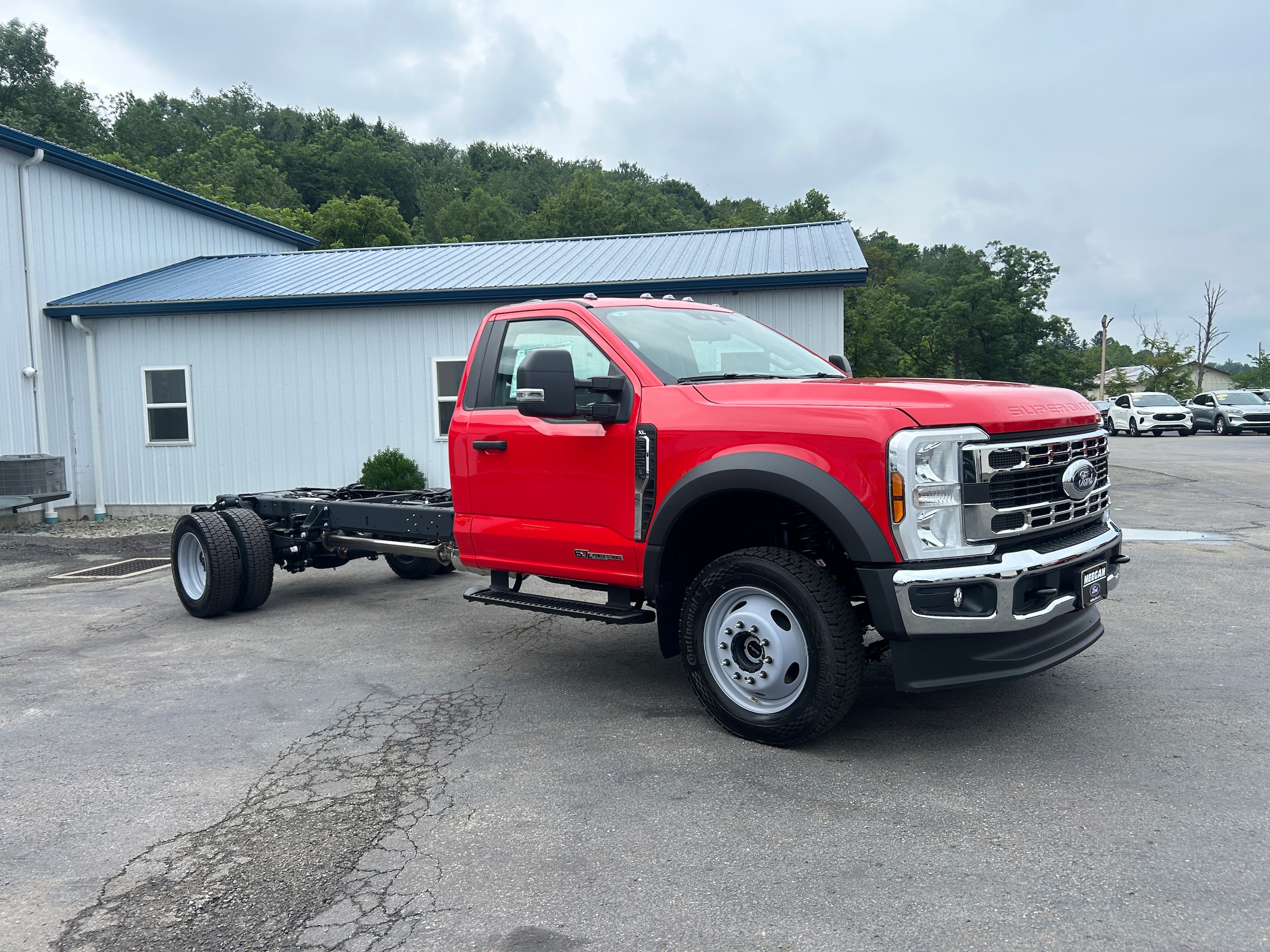 2025 Ford F-550 Super Duty Chassis Cab XL - Photo 15