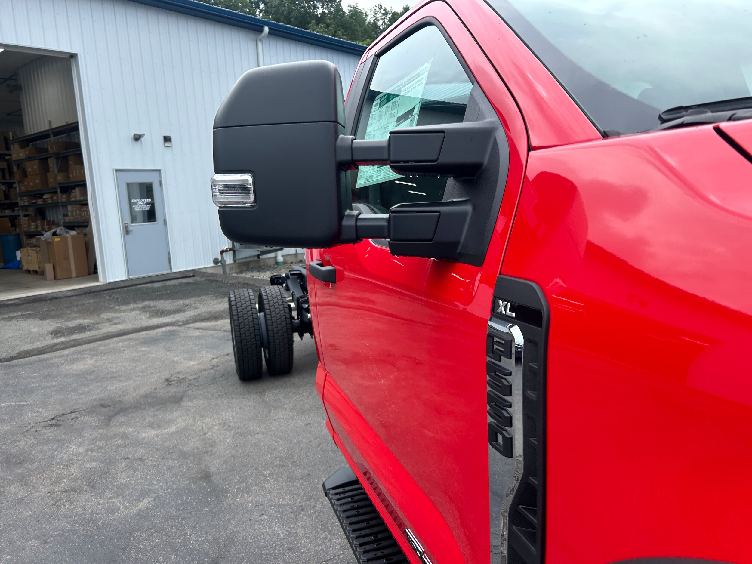 2025 Ford F-550 Super Duty Chassis Cab XL - Photo 19