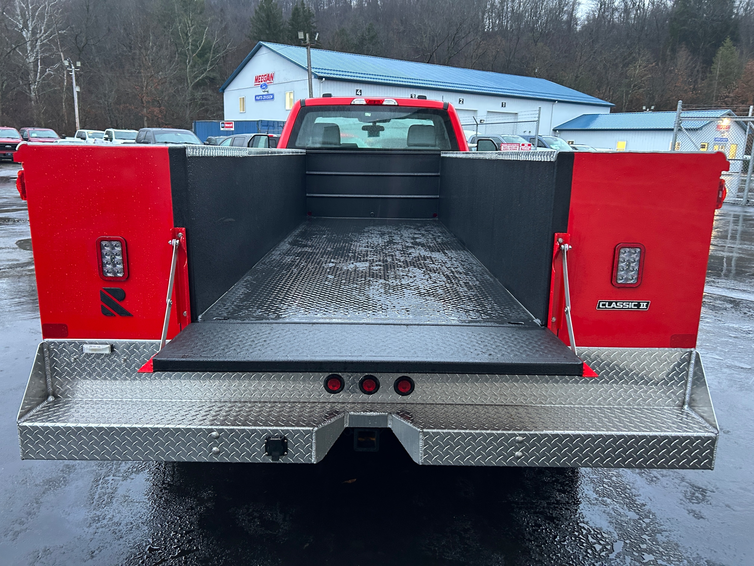 2025 Ford F-600 Super Duty Chassis Cab XL - Photo 25