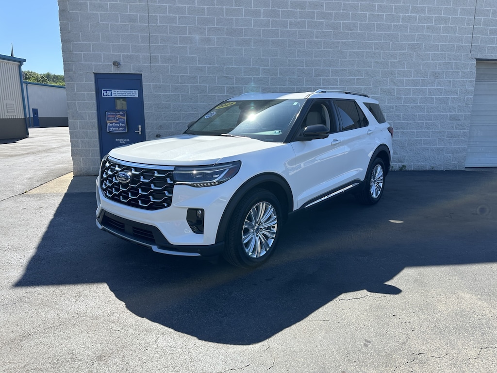 Certified 2025 Ford Explorer Platinum SUV