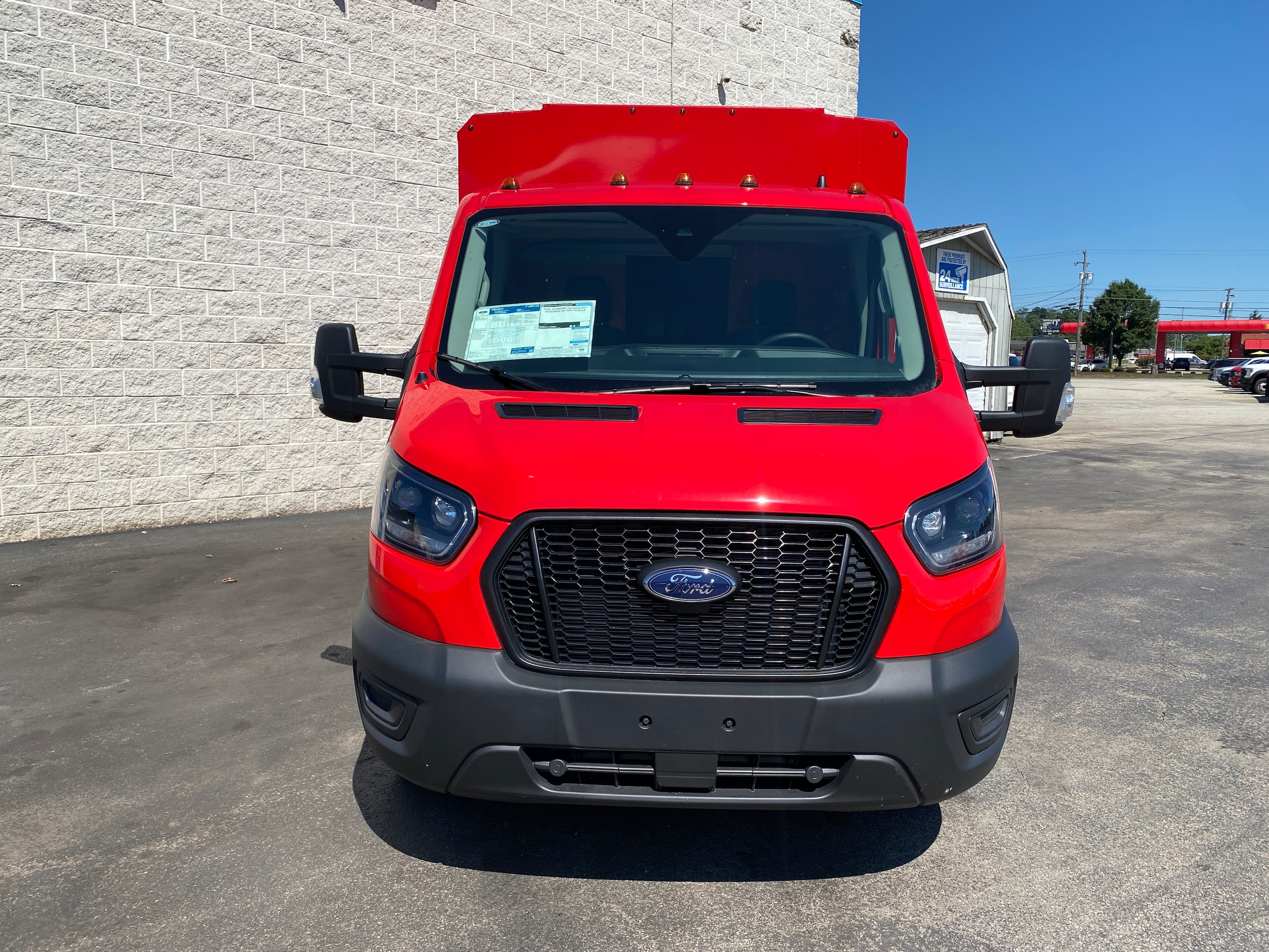 2025 Ford Transit Cutaway Base - Photo 11