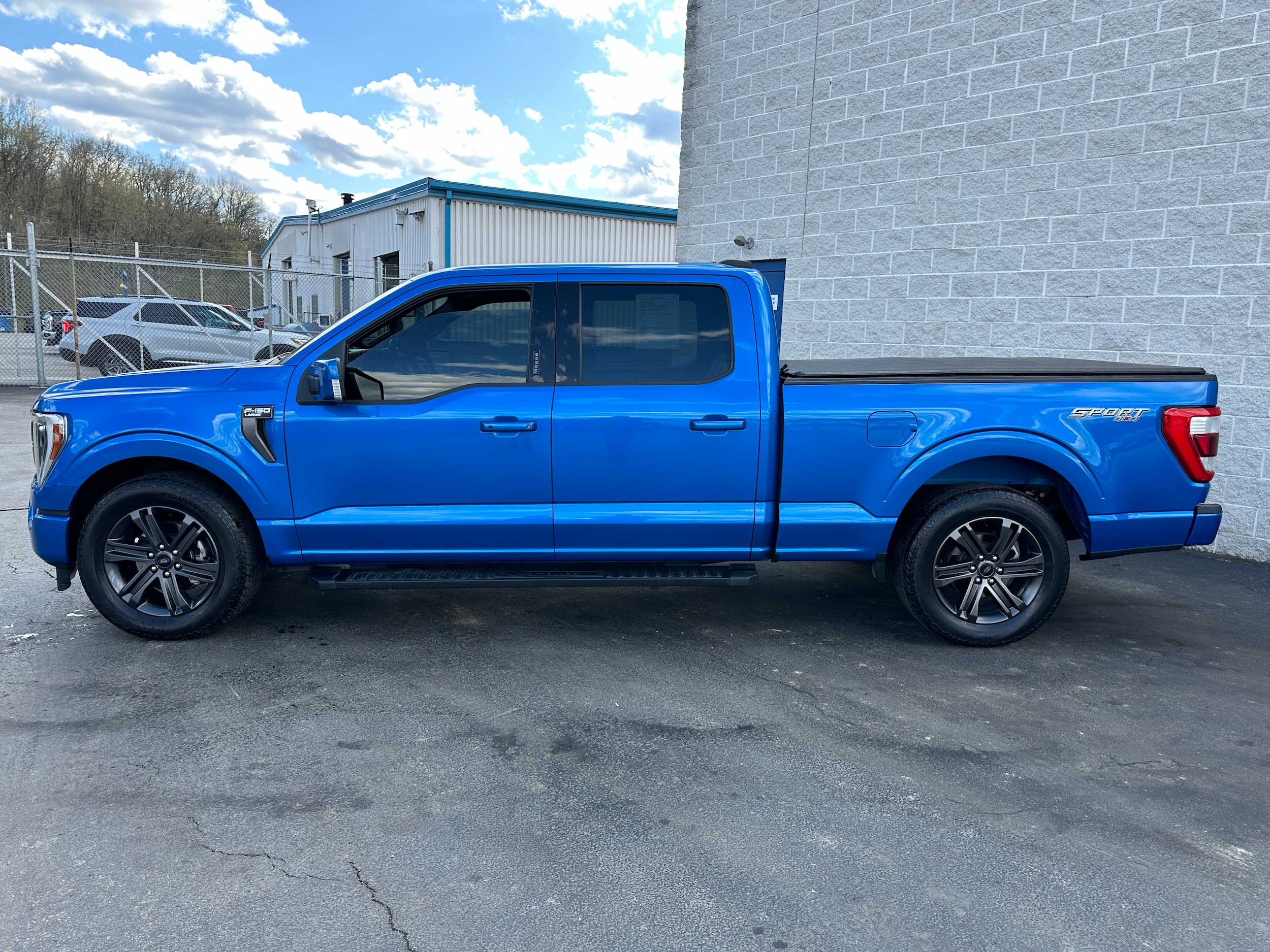 2021 Ford F-150 Lariat photo 4