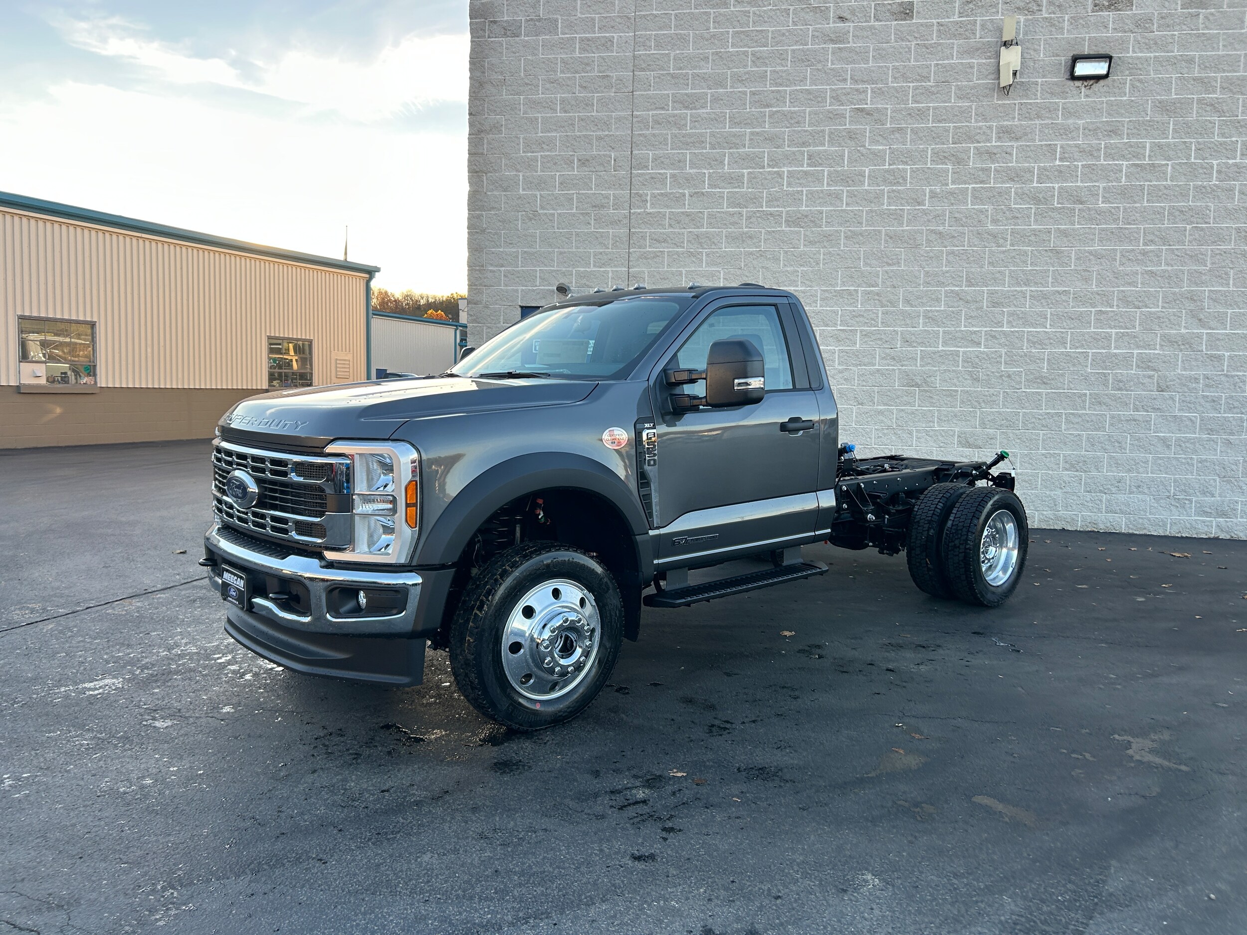 2026 Ford F-550 XLT photo 4