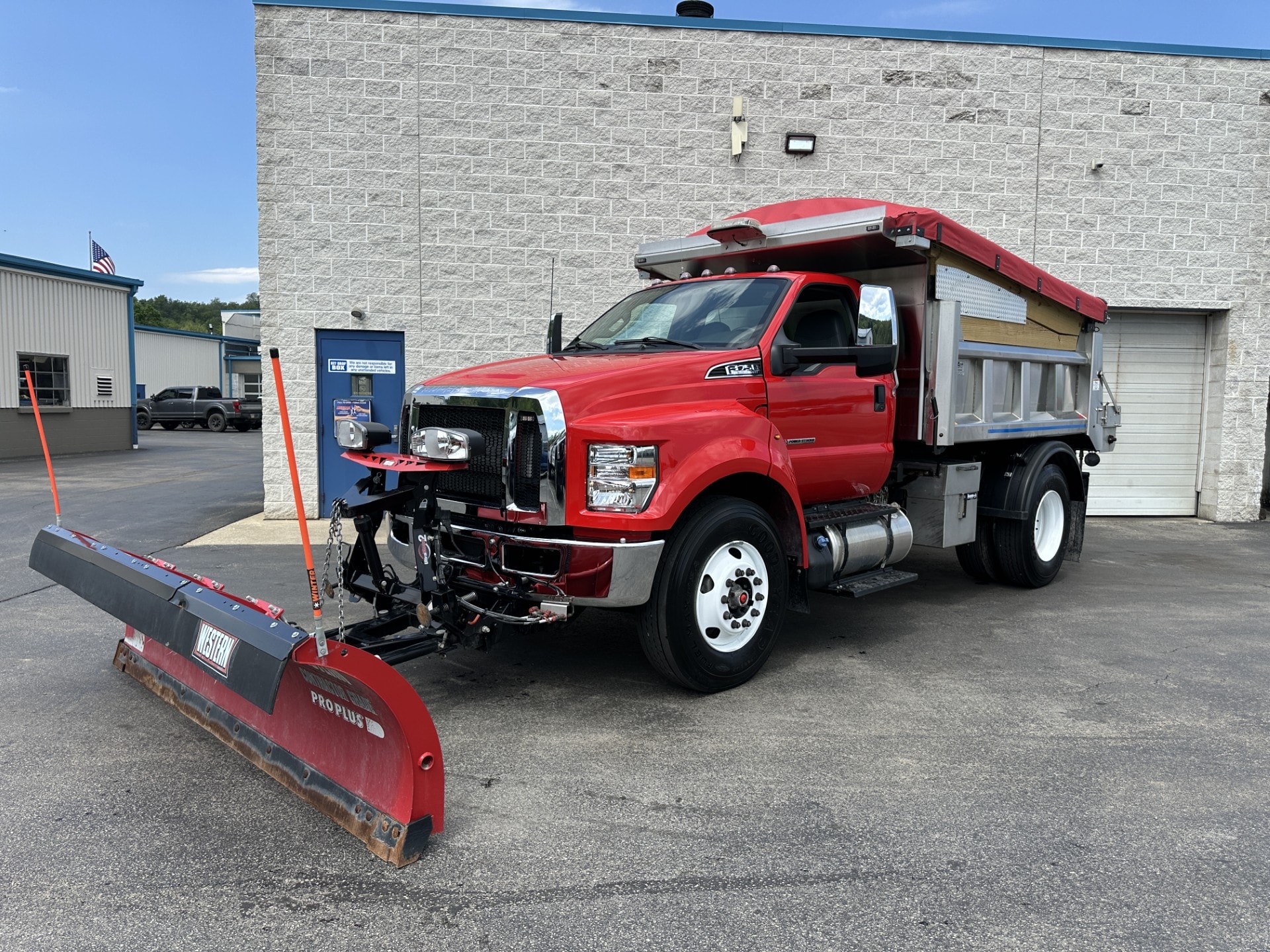 2025 Ford F-750's photo