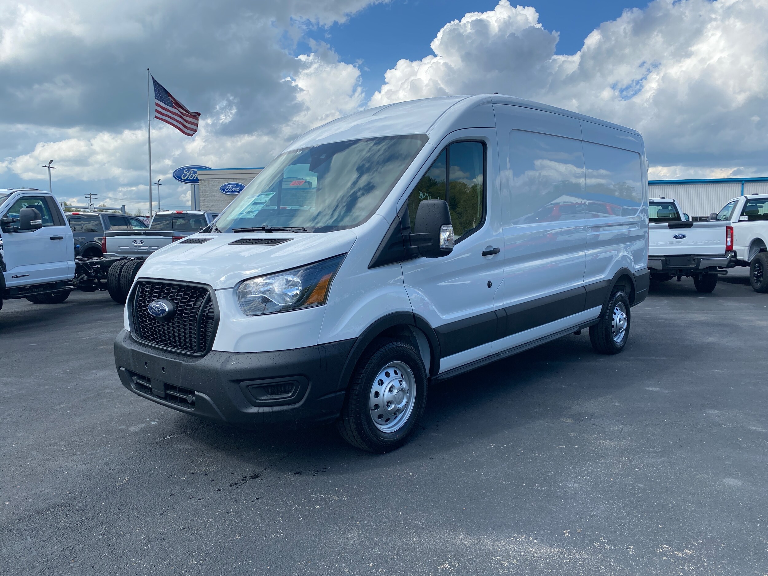2025 Ford Transit Cargo Van photo 2