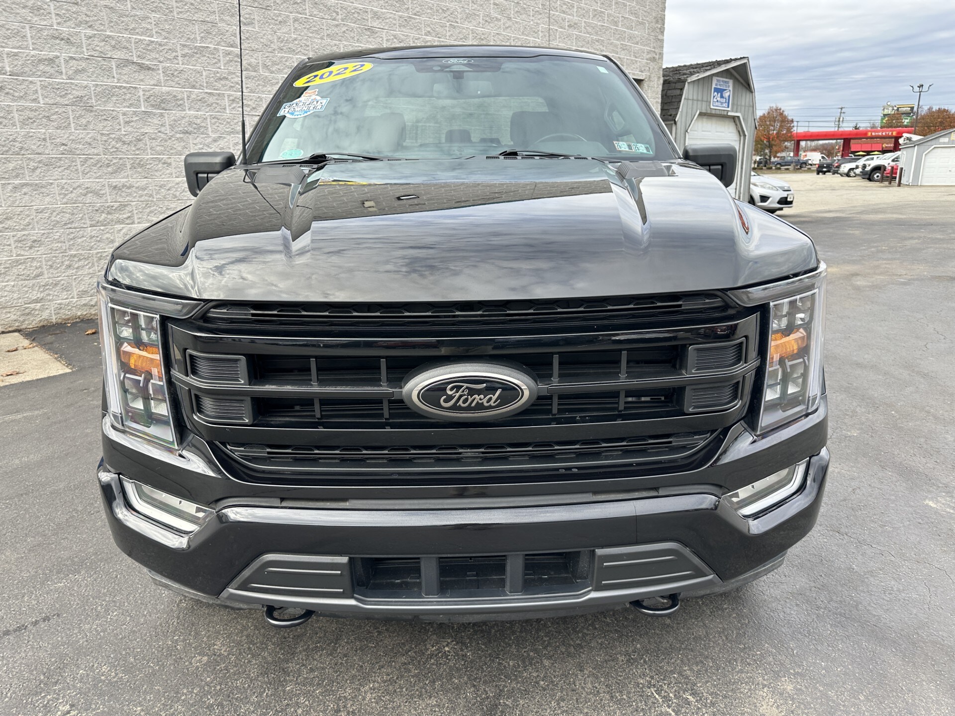 2022 Ford F-150 XLT photo 3