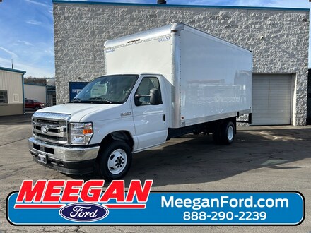 2026 Ford E-450 Box Van E-450 DRW VAN