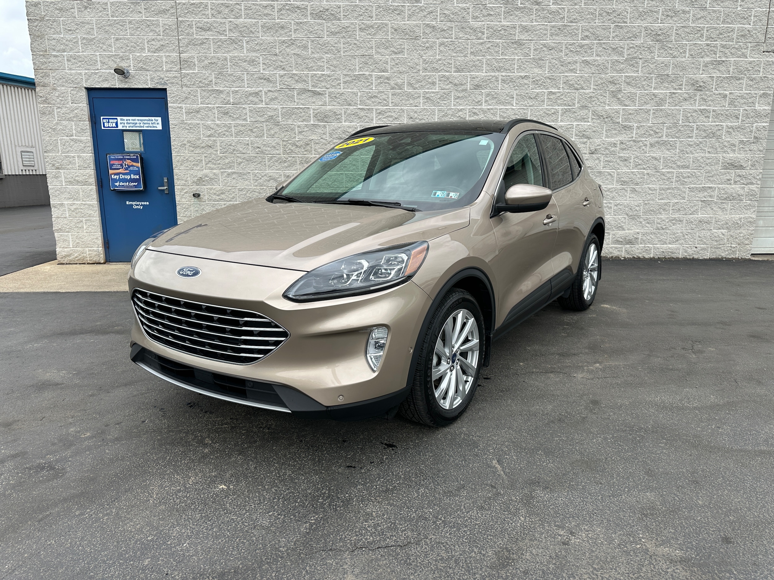 Certified 2021 Ford Escape Titanium with VIN 1FMCU9DZ6MUA21010 for sale in Connellsville, PA