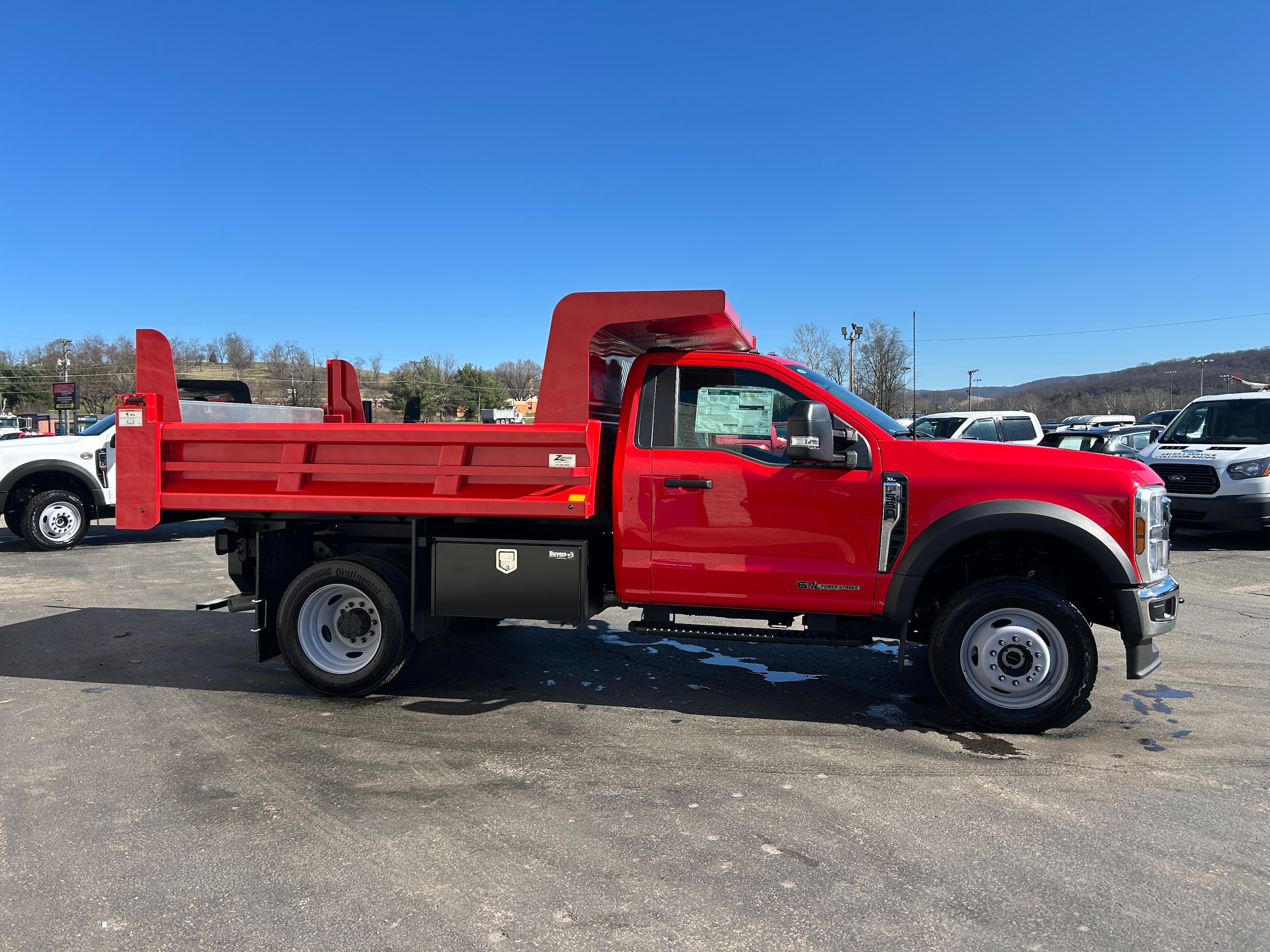 2025 Ford F-550 Super Duty Chassis Cab XL - Photo 11