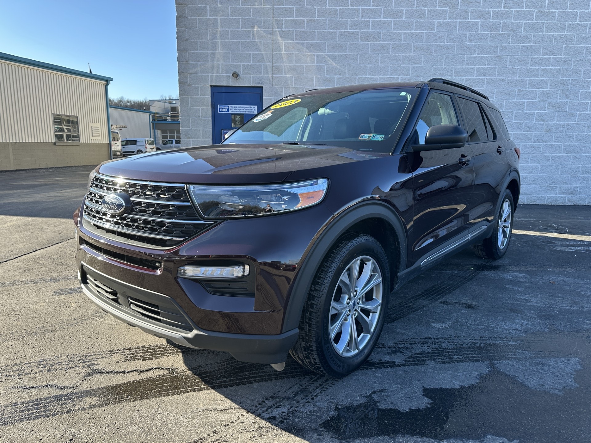 2023 Ford Explorer XLT's photo