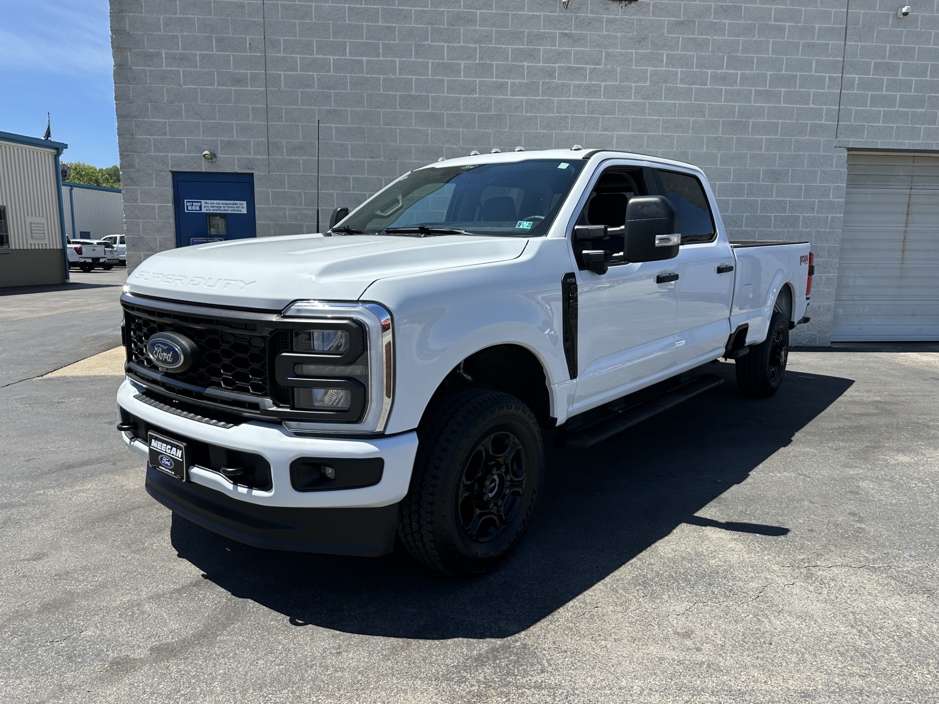 2025 Ford F-350 XL 4x4 Crew Cab 8' Box SRW's photo