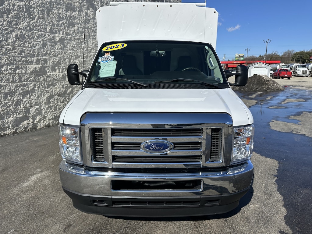 Used 2023 Ford E-350 Cutaway Base Truck