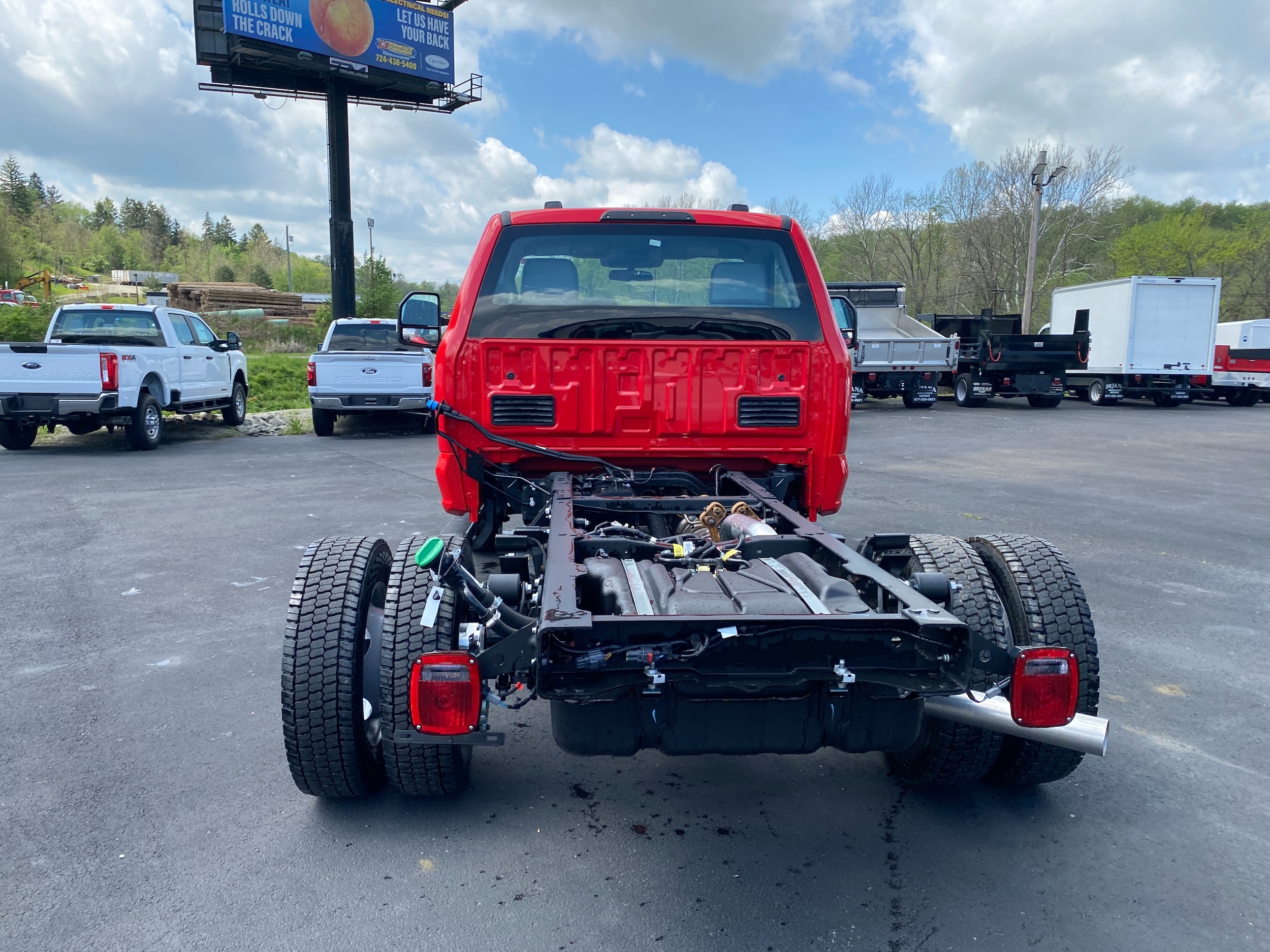 2025 Ford F-550 Super Duty Chassis Cab XL - Photo 7