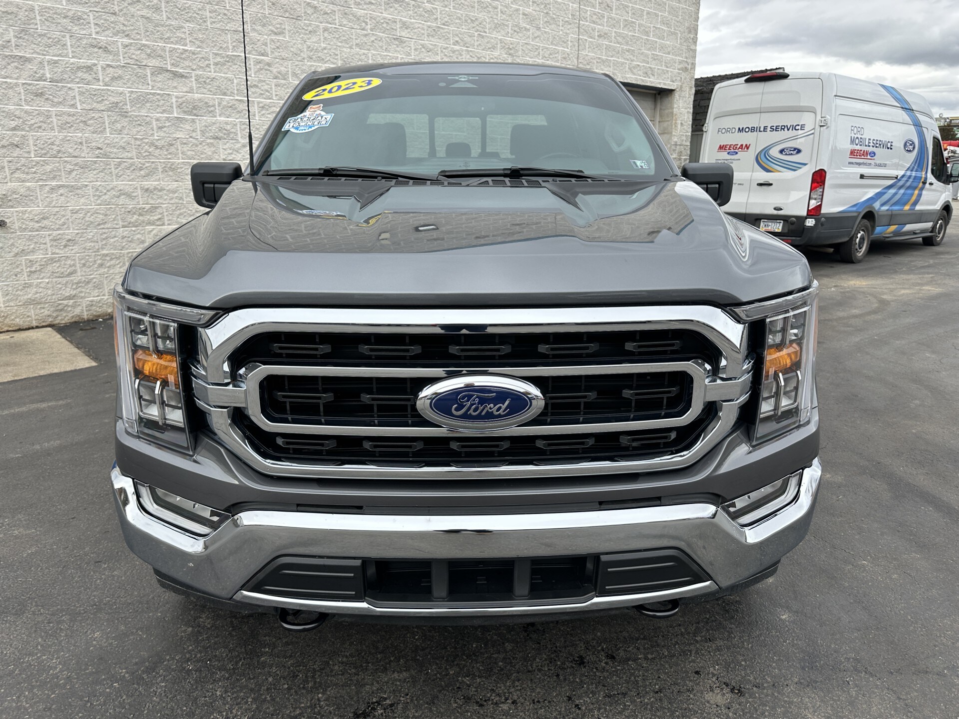 2023 Ford F-150 XLT photo 3