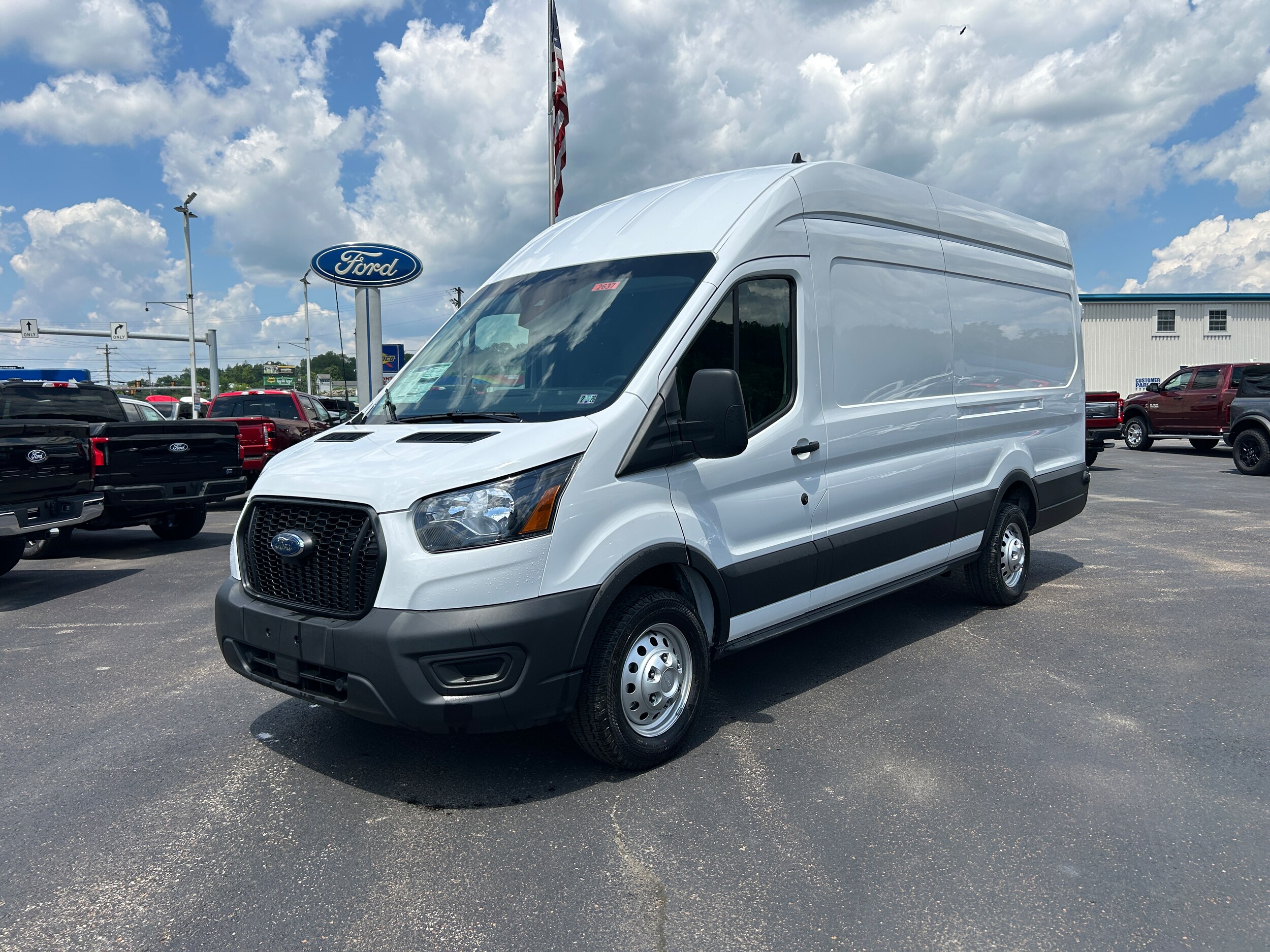 2025 Ford Transit Cargo Van photo 2