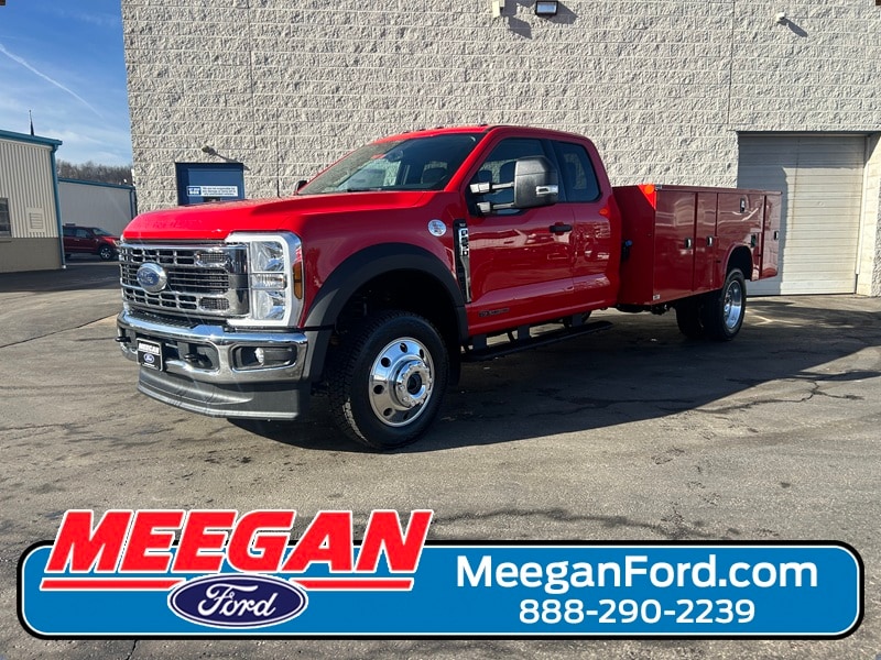 2026 Ford F-550 Super Duty Chassis Cab XLT's photo