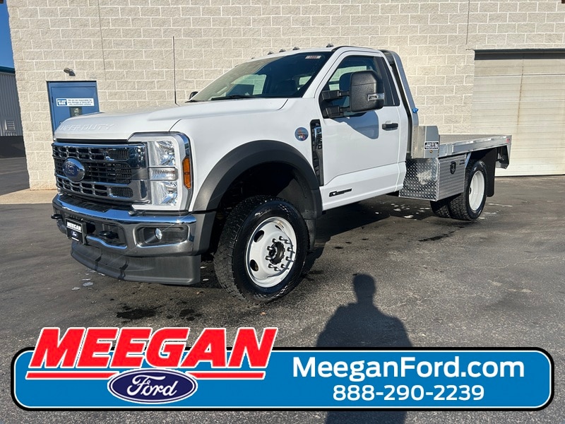2024 Ford F-550 Super Duty Chassis Cab XL's photo