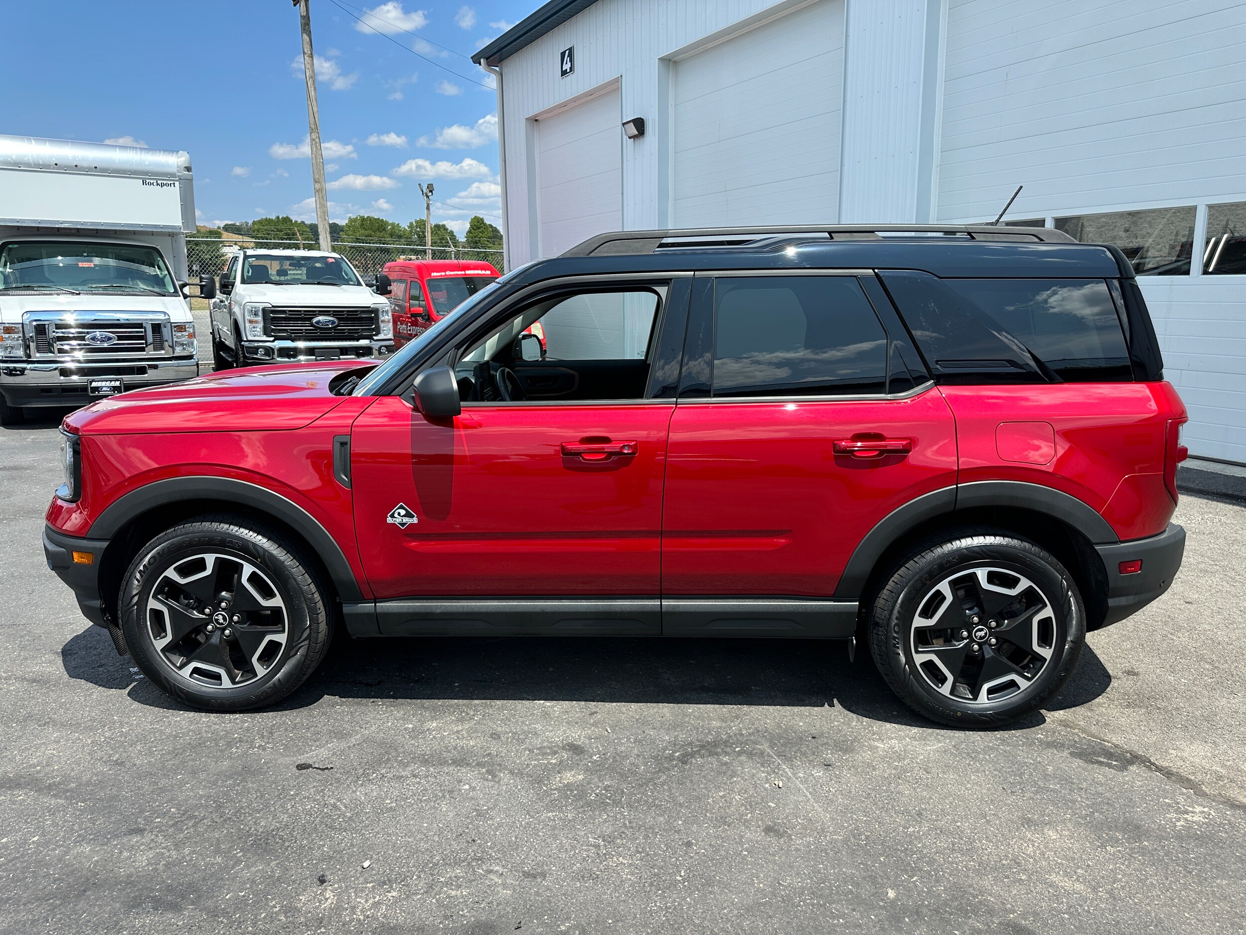 2021 Ford Bronco Sport Outer Banks photo 4