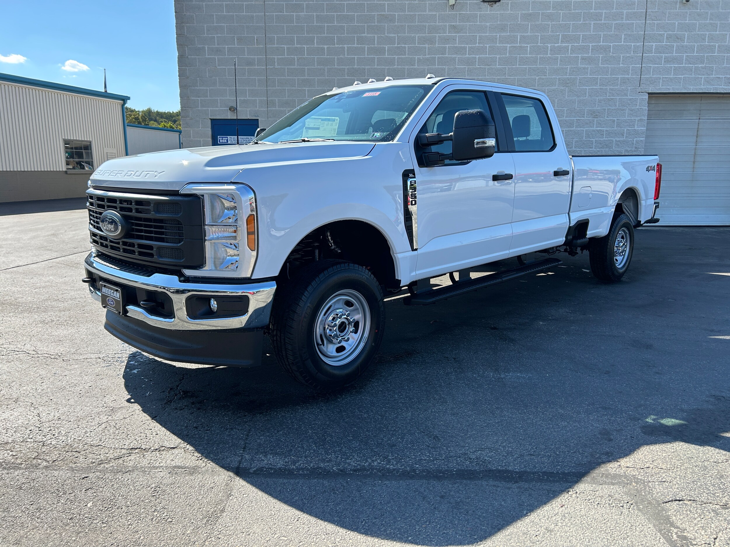 2026 Ford F-350 XL photo 2