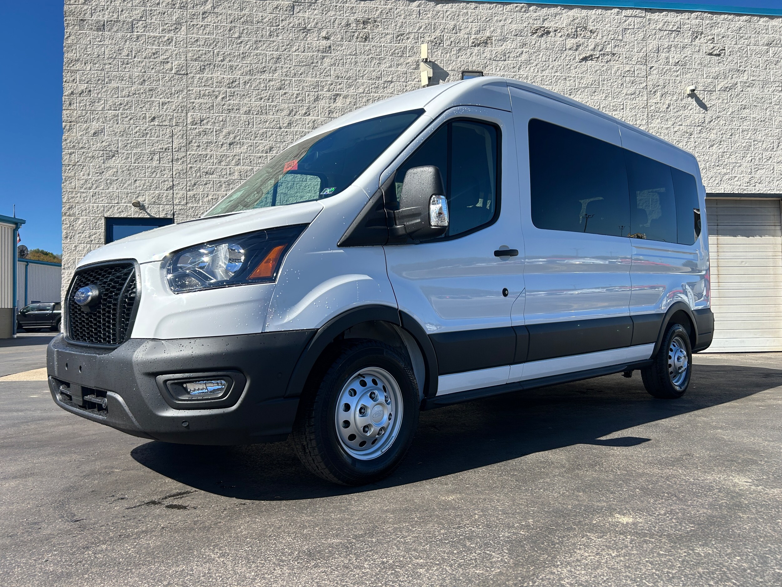 2025 Ford Transit Passenger Van XL photo 2
