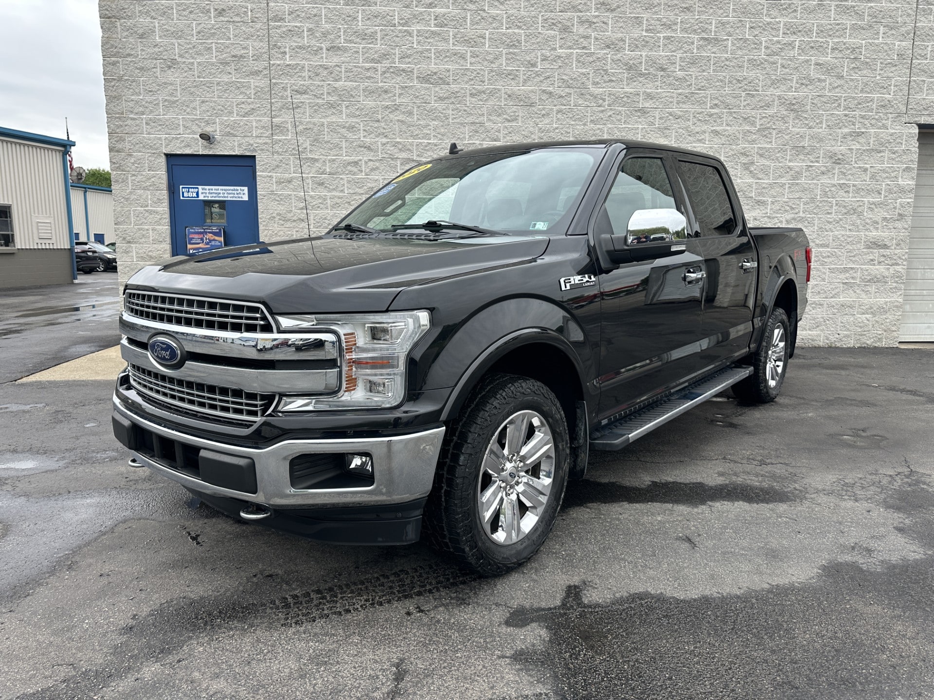 2020 Ford F-150 Lariat 4x4 SuperCrew 5-1/2 Box's photo
