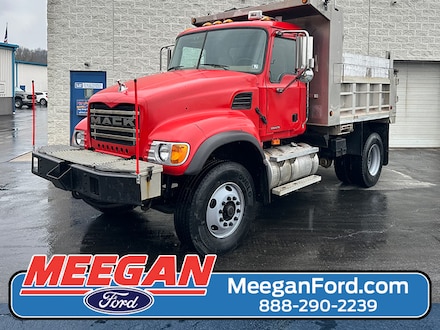2004 Mack Granite Dump Truck