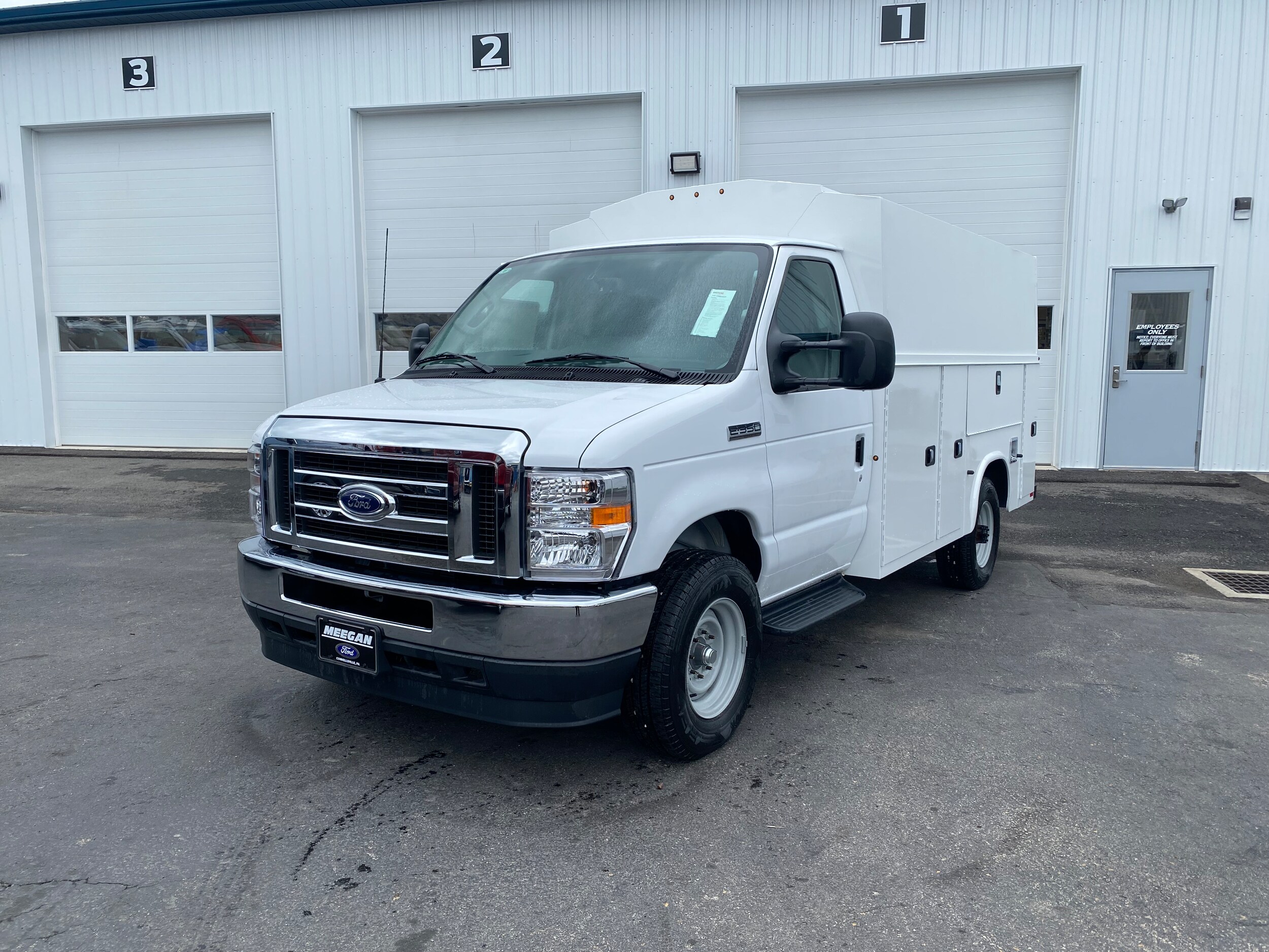 2024 Ford E-350 Base photo 2
