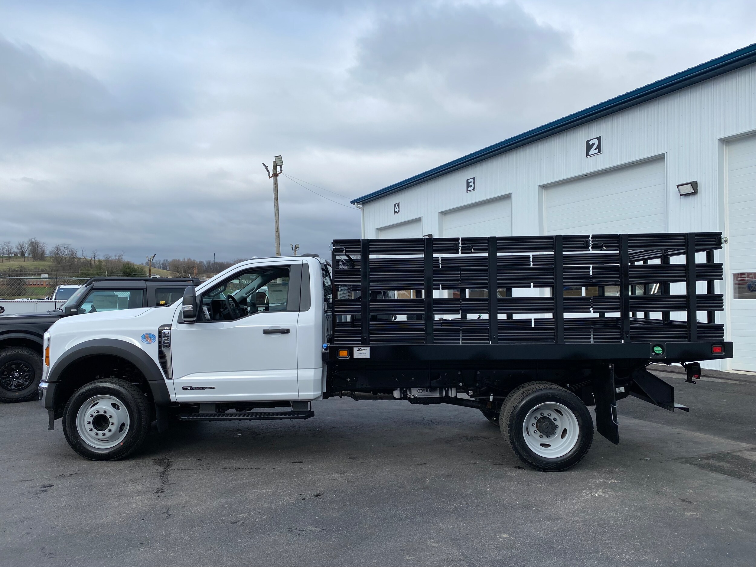 2024 Ford F-550 XL photo 3