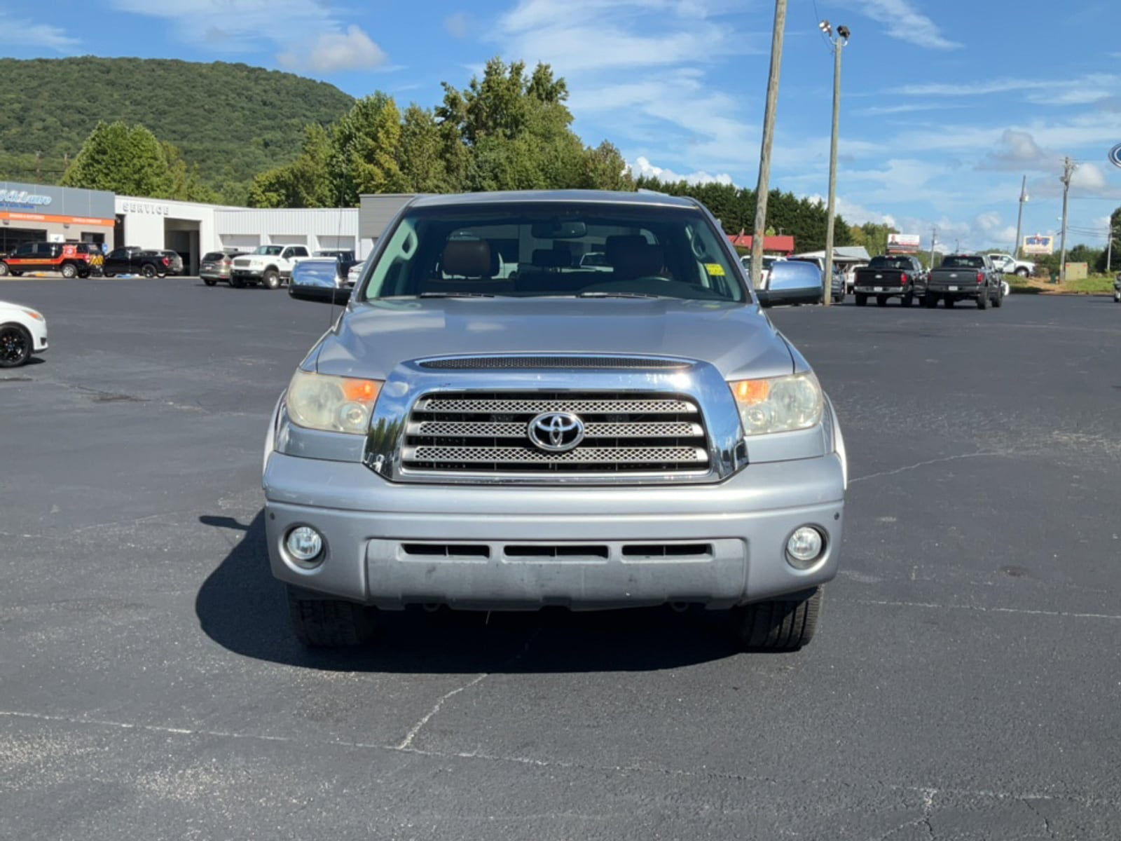 Used 2008 Toyota Tundra Limited with VIN 5TFEV581X8X056922 for sale in Cleveland, GA