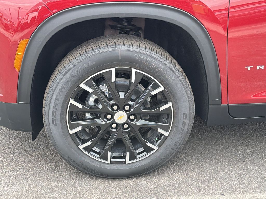 2026 Chevrolet Traverse LT - Photo 25