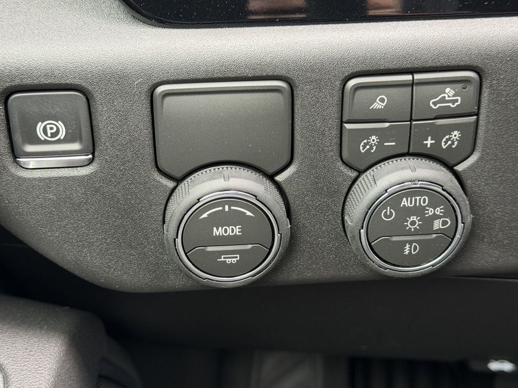 2026 Chevrolet Silverado 1500 LTZ - Photo 11