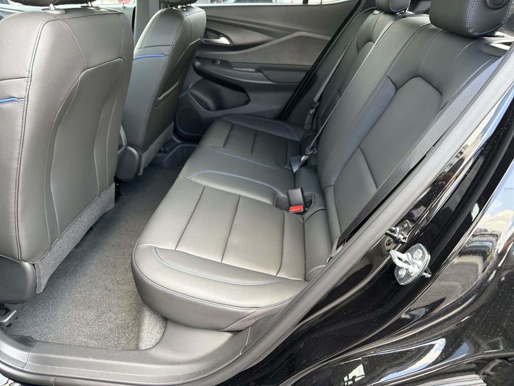 2026 Buick Envista Sport Touring - Photo 17