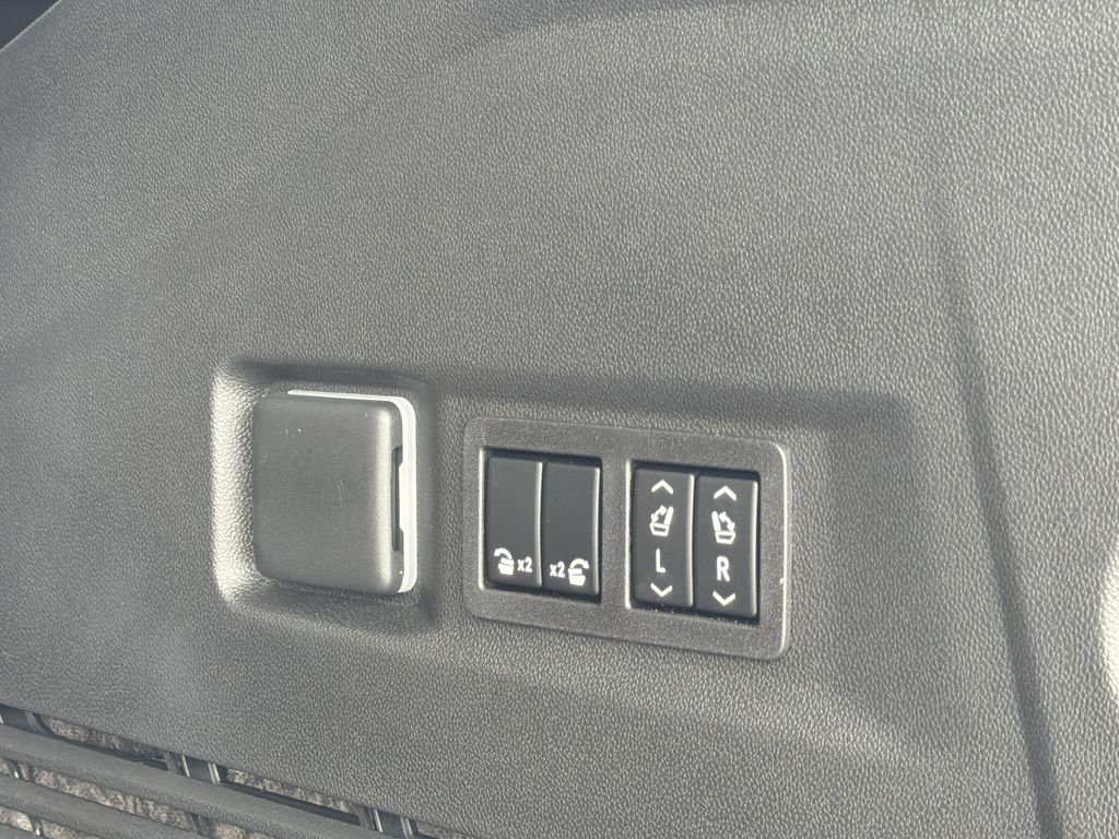 2026 Chevrolet Tahoe High Country - Photo 22