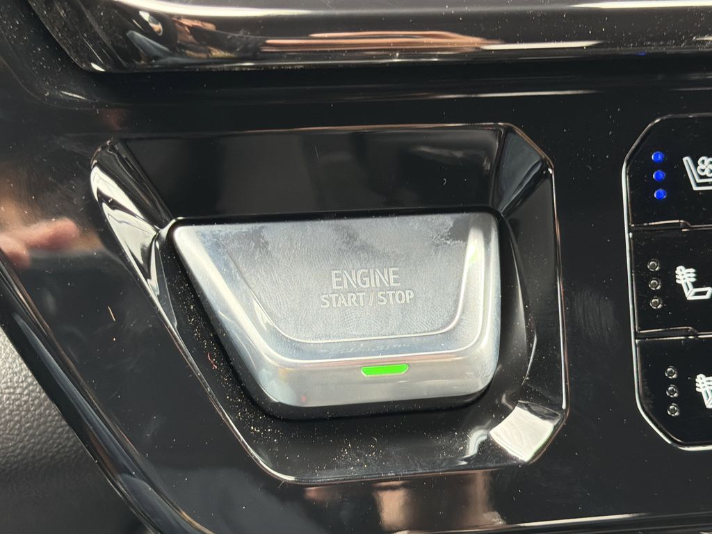 2026 GMC Sierra 1500 AT4 - Photo 8