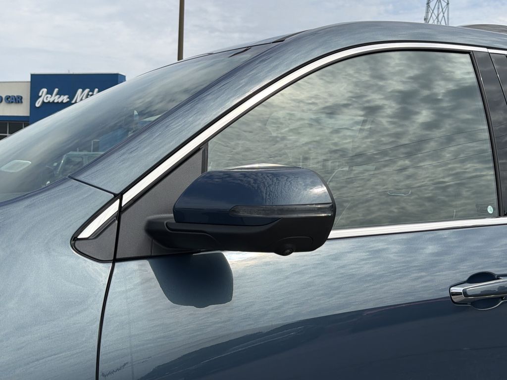 2026 GMC Acadia Denali Ultimate - Photo 27