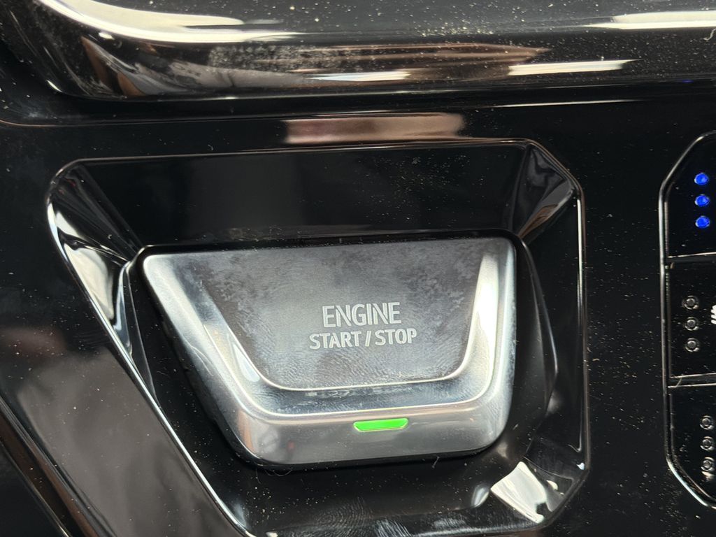 2026 GMC Sierra 1500 AT4 - Photo 8