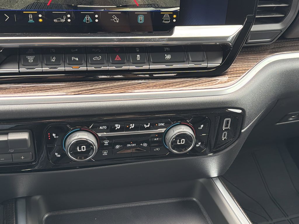 2026 Chevrolet Silverado 3500 HD LT - Photo 6