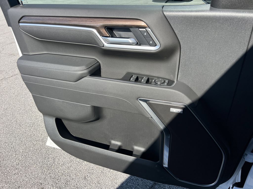 2026 Chevrolet Silverado 1500 RST - Photo 14