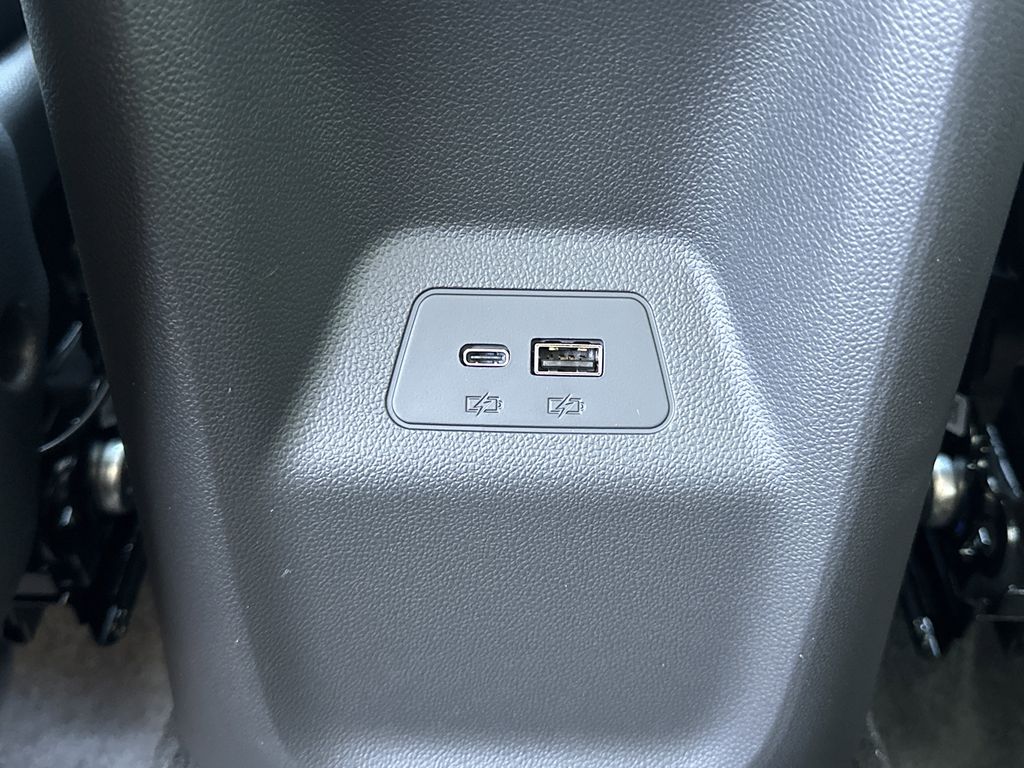 2026 Buick Envision Preferred - Photo 25