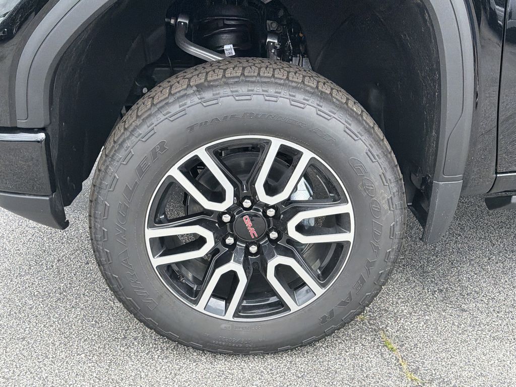 2026 GMC Sierra 1500 AT4 - Photo 22