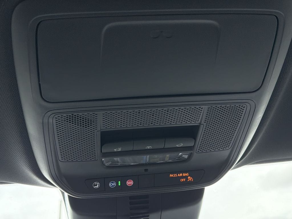 2026 Chevrolet Traverse LT - Photo 12
