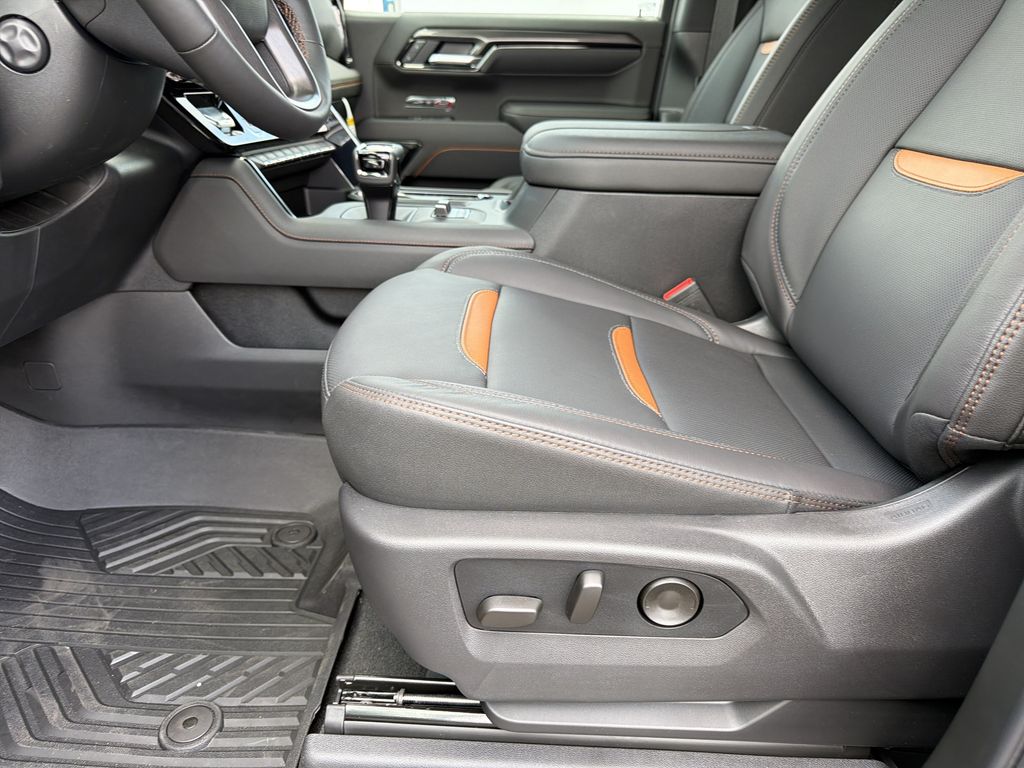 2026 GMC Sierra 1500 AT4 - Photo 17
