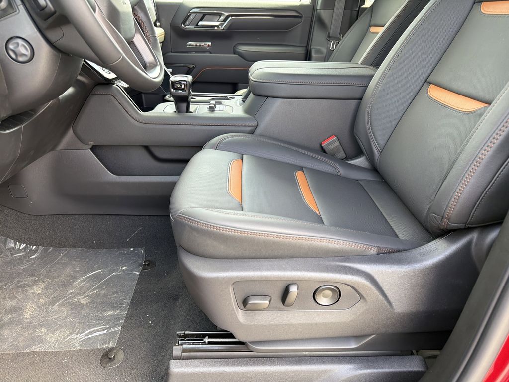 2026 GMC Sierra 1500 AT4 - Photo 17