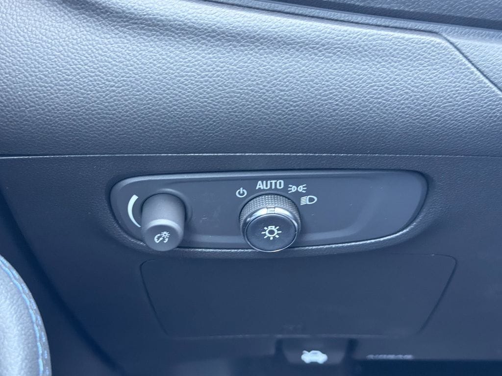 2026 Buick Encore GX Sport Touring - Photo 11