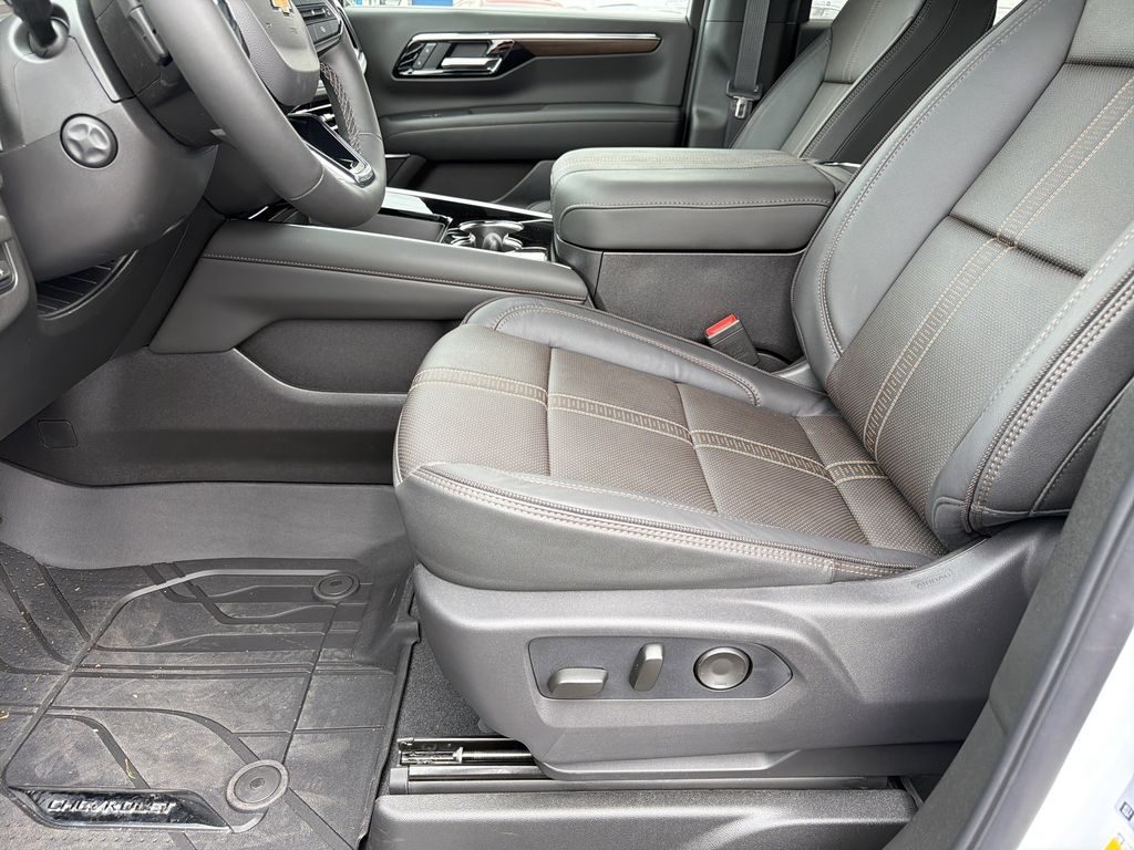 2026 Chevrolet Tahoe High Country - Photo 17