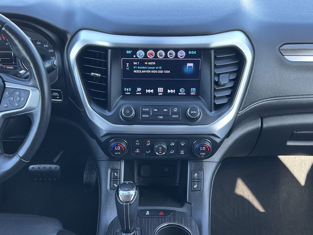 2019 Gmc Acadia SLT photo 3