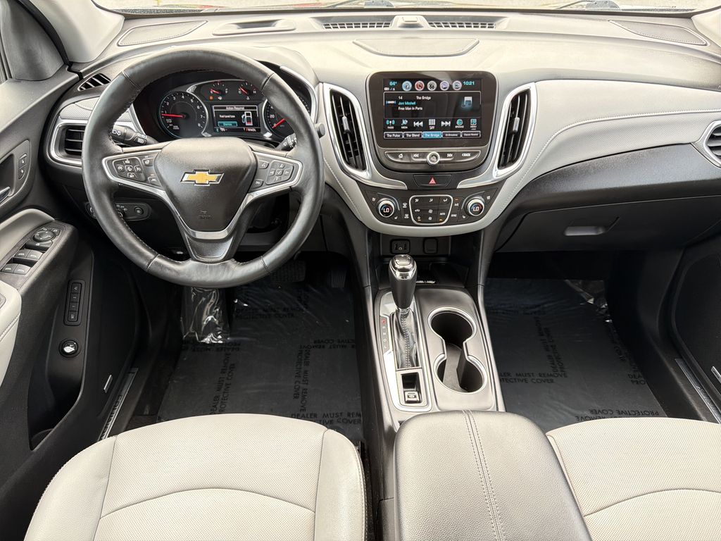 Used 2018 Chevrolet Equinox Premier with VIN 2GNAXMEV5J6111655 for sale in Conyers, GA
