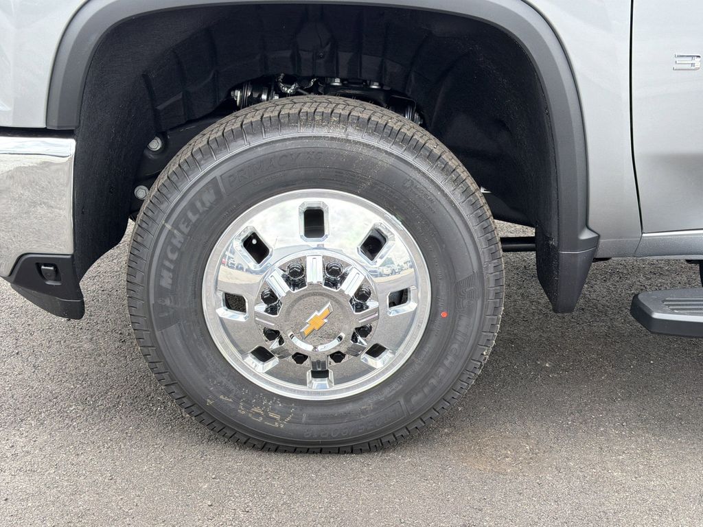 2026 Chevrolet Silverado 3500 HD LT - Photo 21